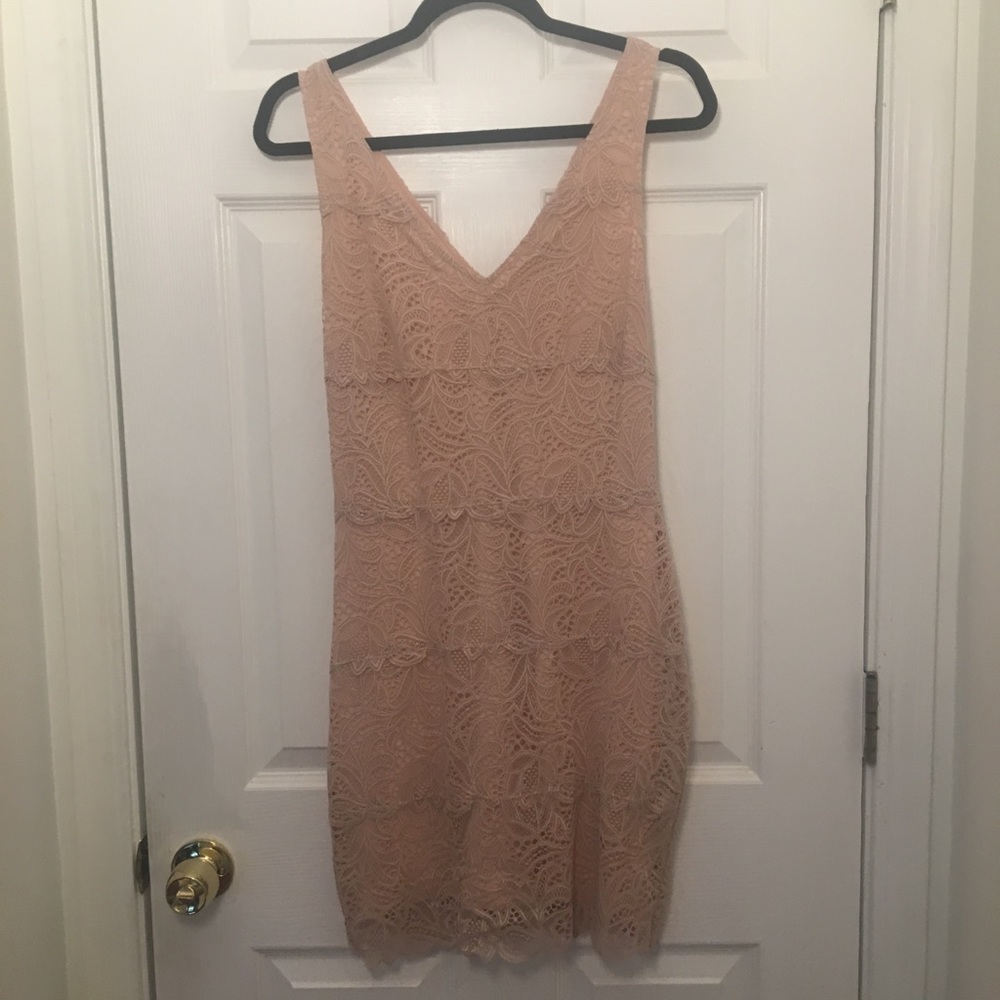 Bebe lace pink party dress